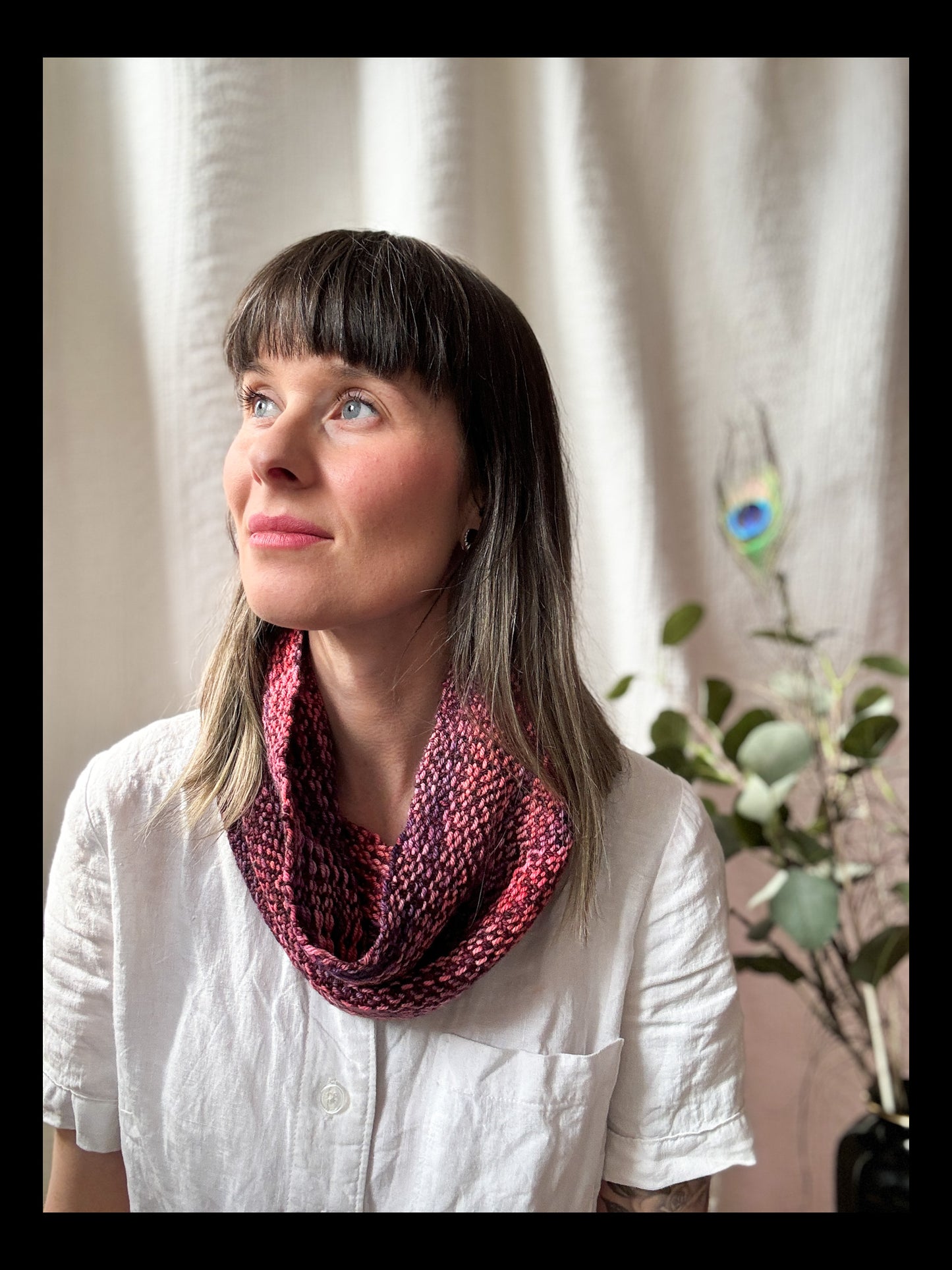 Dark Purple and Reds Cowl