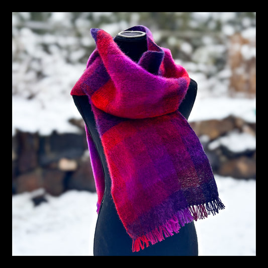 Shetland wool scarf - purples/reds